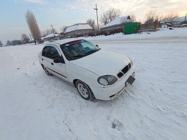 Daewoo: Daewoo Lanos: 1999 г., 1.5 л, Механика, Бензин, Седан