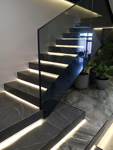 Деревянные лестницы: Лестницы Лестницы . Перила Перила. Под ключ . Любой сложности — 27