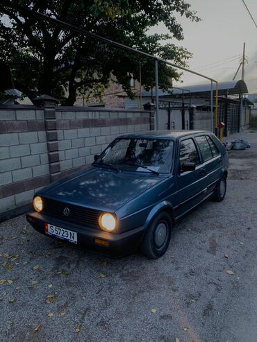 Volkswagen: Volkswagen Golf: 1988 г., 1.8 л, Механика, Бензин, Хэтчбэк