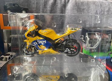 Avtomobil modelləri: Коллекционная модель Yamaha YZR-M1 #43 Valentino Rossi MotoGP 2006 — 7