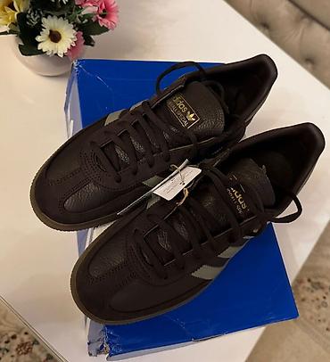 адидас: Adidas Handball Spezial idman ayaqqabısı - Model: Handball Spezial — 1