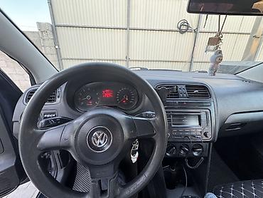 dongfeng aeolus: Volkswagen Polo: 2011 г., 1.6 л, Механика, Бензин, Седан — 6