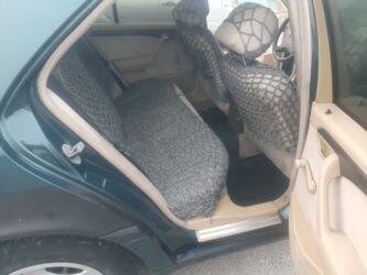 Mercedes-Benz: Mercedes-Benz C 180: 1.8 l | 1996 il Sedan — 6