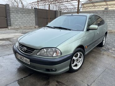 Toyota: Toyota Avensis: 2003 г., 1.8 л, Механика, Бензин, Хэтчбэк