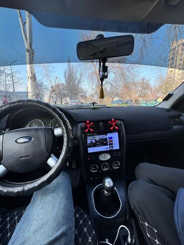 Ford: Ford Mondeo: 2002 г., 0.2 л, Механика, Бензин, Седан