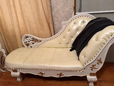 salon malari: Klassik üslubda şezlong/recamiere - Material: Yumşaq, krem rəngli — 1