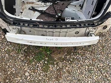 motor: SINA BRANIKA ZA ŠKODA RAPID | Sina zadnjeg branika za Skoda Rapid — 1