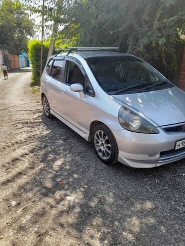 fit 1 3: Honda Fit: 2002 г., 1.3 л, Автомат, Бензин