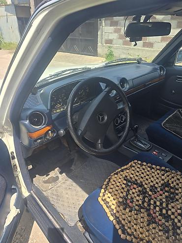 w124 e320: Mercedes-Benz W123: 1985 г., 2.3 л, Автомат, Бензин — 8