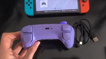 Аксессуары для консолей: Продаю геймпад для Nintendo switch/ ПК / смартфонов. Состояние — 4