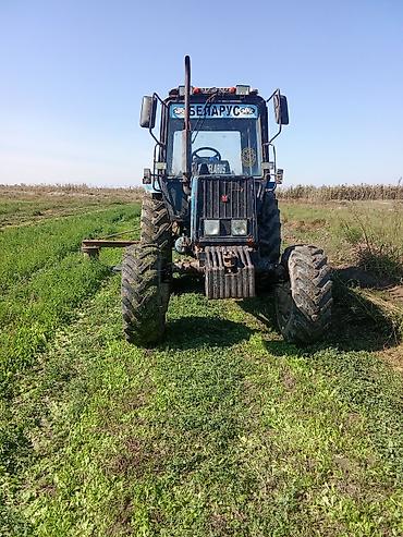 tap az traktor tekerleri: Endirim olunacaq - Güclü dörd silindrli dizel mühərrik; ön çəkişli — 1