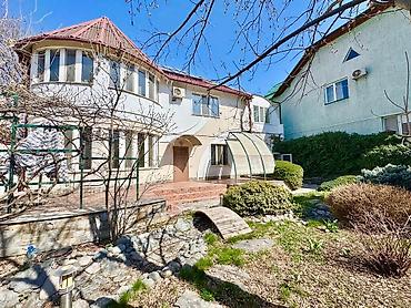 Продажа коттеджей и домов: Продаётся двухэтажный дом в востребованном районе по первой линии — 4