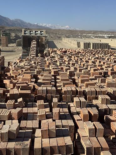 Строительный кирпич: БАЛЫКЧЫ КИРПИЧ. ПРИНЕМАЕМ ПРЕДЗАКАЗ НА АПРЕЛЬ 10 СОМОВ КЫЗЫЛ КИРПИЧ — 5