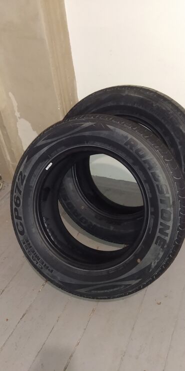 Disk təkərlər: Roadstone CP672 təkərləri. Bu təkərlər yaxşı tutuş və idarəetmə təmin