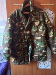 мужское пальто с меховым воротником: Зимняя камуфляжная куртка, бушлат - Расцветка: woodland