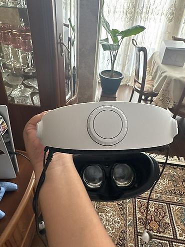 ps5 oyunu: Məhsul: PlayStation VR2 virtual reallıq başlığı və Sense nəzarətçiləri — 3