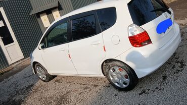 Honda: Honda Fit: 2004 г., 1.3 л, Вариатор, Бензин, Хэтчбэк