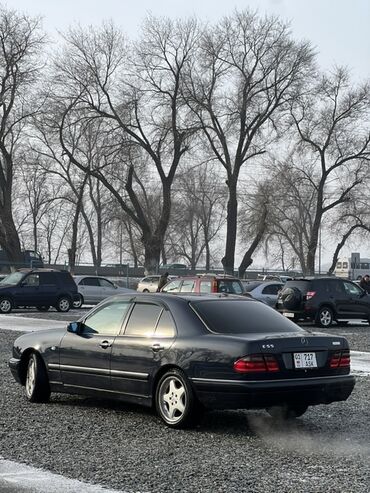Mercedes-Benz: Mercedes-Benz E-Class: 1997 г., 2.3 л, Механика, Бензин, Седан — 12