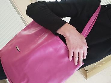 roza torba: Velika ženska torba preko ramena – fuksija/roze - Model: tote/šoper — 2