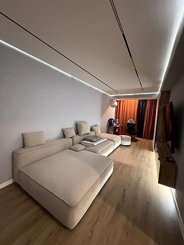 квартиры с панорамными окнами: 2 комнаты, 68 м², Кок-Жар мкр Элитка, 9 этаж, Дизайнерский ремонт — 2