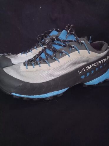 Кроссовки и спортивная обувь: Кроссовки спортивные для горных маршрутов .La Sportiva TX 3 GTX —