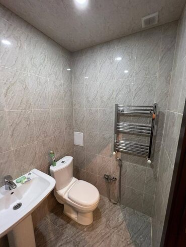 Uzunmüddətli kirayə mənzillər: Yasamal rayonu,Asan xidmətin arxasında,Mida yaşayış kompleksində,12 — 8