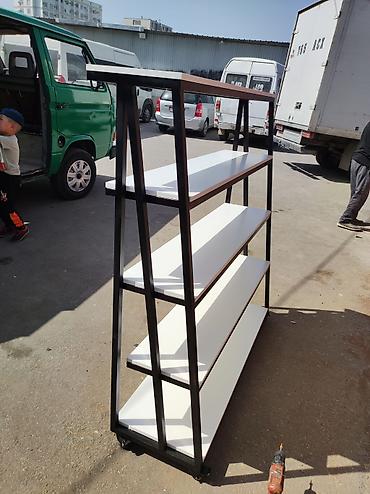 Стеллажи: Полки стеллажи Витрины для магазина Стеллаж для офиса Стеллаж в стиле — 44