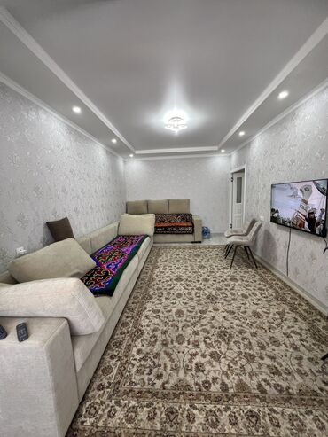сдаю квартиру васток5: 1 комната, 45 м², 106 серия улучшенная, 2 этаж, Евроремонт