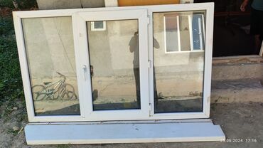 ремонт пластиковых окон: Пластиковое окно, цвет - Белый, Б/у, 105 *175