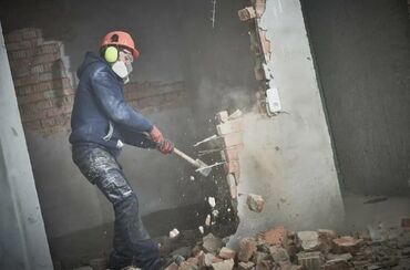 Демонтажные работы: Демонтаж кафеля | Гипсокартонная стена Больше 6 лет опыта — 7