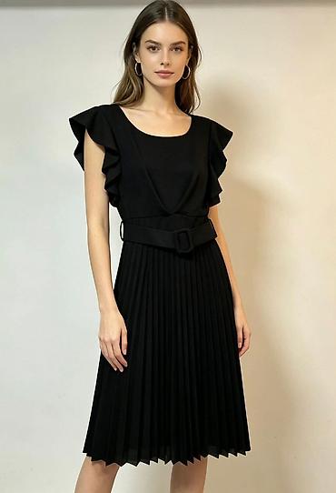 Haljine: Haljine
Cena 2600
Uni vel.
V20 — 9