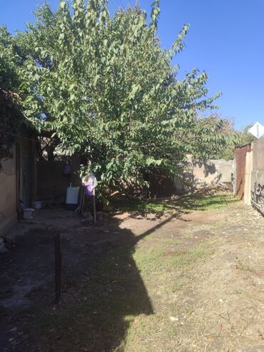 продаю дом село джал бишкеке: Времянка, 75 м², 4 комнаты, Собственник, Старый ремонт