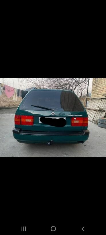 Volkswagen: Volkswagen Passat Variant: 1994 г., Механика, Бензин, Универсал — 5
