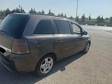 opel zafira minivan: Opel Zafira: 1.7 l | 2010 il 250000 km Van/Minivan — 8