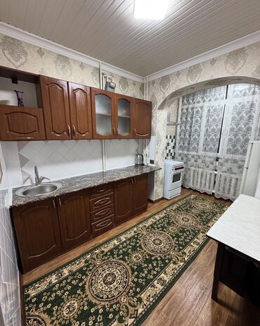 ищу квартиру в оше: 3 комнаты, Риэлтор, Без подселения, С мебелью полностью