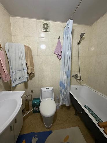 Продажа квартир: 5 и более комнат, 160 м² — 16