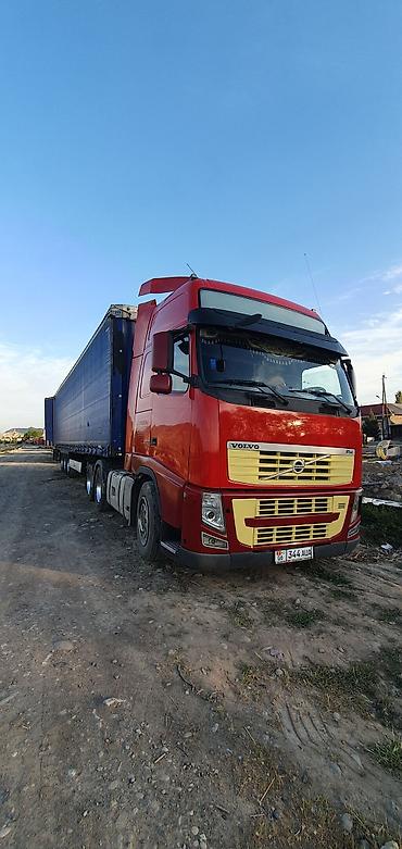 Тягачи: Тягач, Volvo, 2012 г., Тентованный — 1