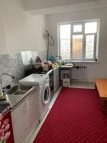 Долгосрочная аренда квартир: 3 комнаты, С мебелью частично — 6