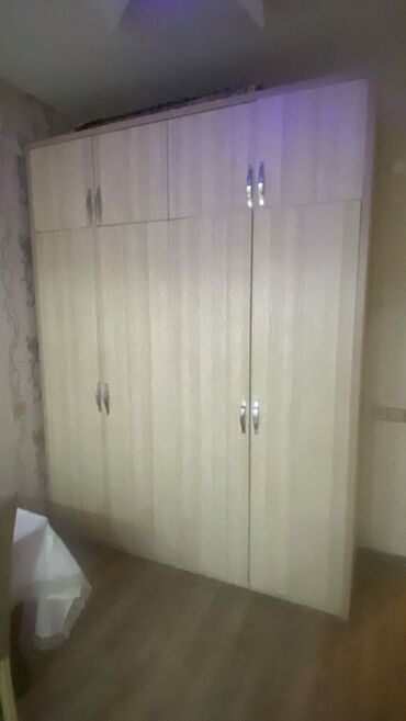 Divanlar: İşlənmiş, İkinəfərlik çarpayı