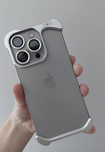 Металлические чехлы для iPhone - Конструкция: открытые верхний и