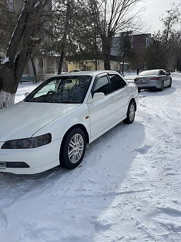 корпус термостат: Honda Accord: 2000 г., 2 л, Автомат, Седан — 6