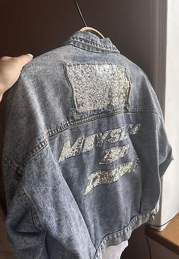 oversize jaket: Mavi yuyulmuş effektli cins jäket - Model: oversize kəsim, qısa — 3