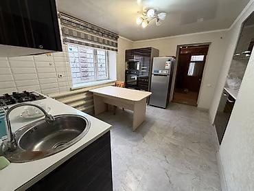 Долгосрочная аренда домов: 120 м², 4 комнаты — 18