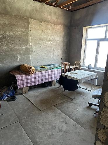 qala evler: 8 otaq, 320 kv. m, Təmirsiz — 3