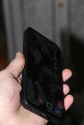 Mobil telefonlar üçün digər aksesuarlar: Məhsul: Smartfon üçün qoruyucu örtük (case) Təsvir: - Rəng: qara - — 9