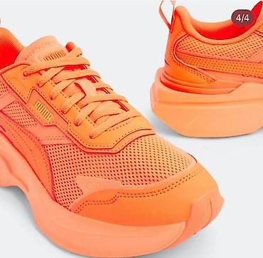 Кроссовки Puma в ярком оранжевом цвете, подходящие как для — 2