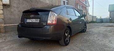Toyota: Toyota Prius: 1.5 l | 2006 il Hetçbek