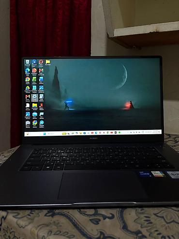 Çanta üstündə hədiyyə verilir Huawei Matebook D15 Processor: Intel