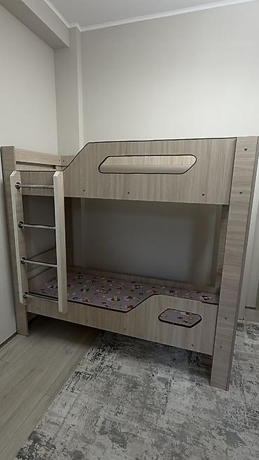 bunk bed: Двухъярусная детская кровать, Б/у, ЛДСП — 2
