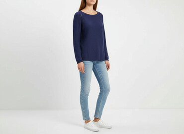 pull and bear sweter: Светр жіночий, розмір M